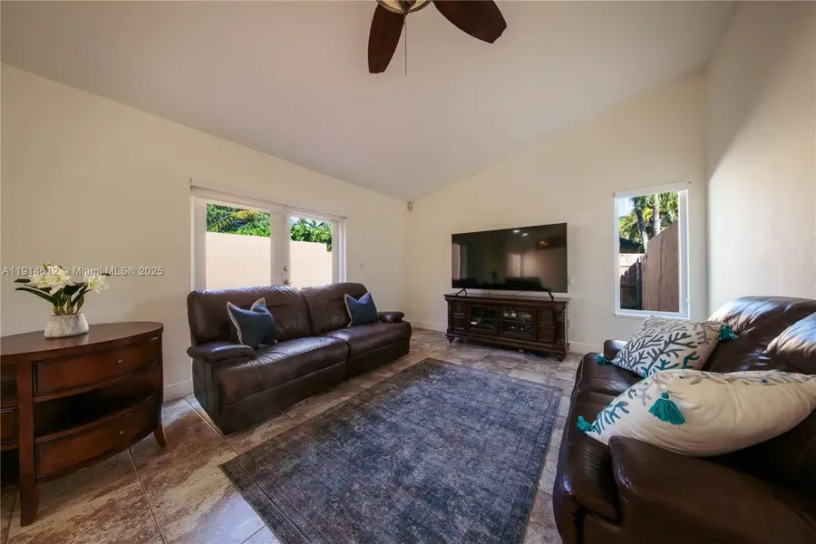 15235 SW 152nd Ct, Miami, FL 33187 - Image #3