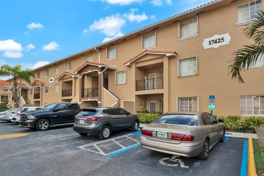 17425 NW 75th Pl #106, Hialeah, FL 33015 - Image #2