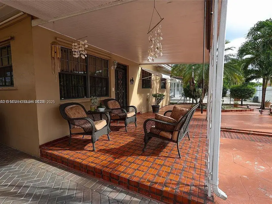 2541 W 10th Ave, Hialeah, FL 33010 - Image #3
