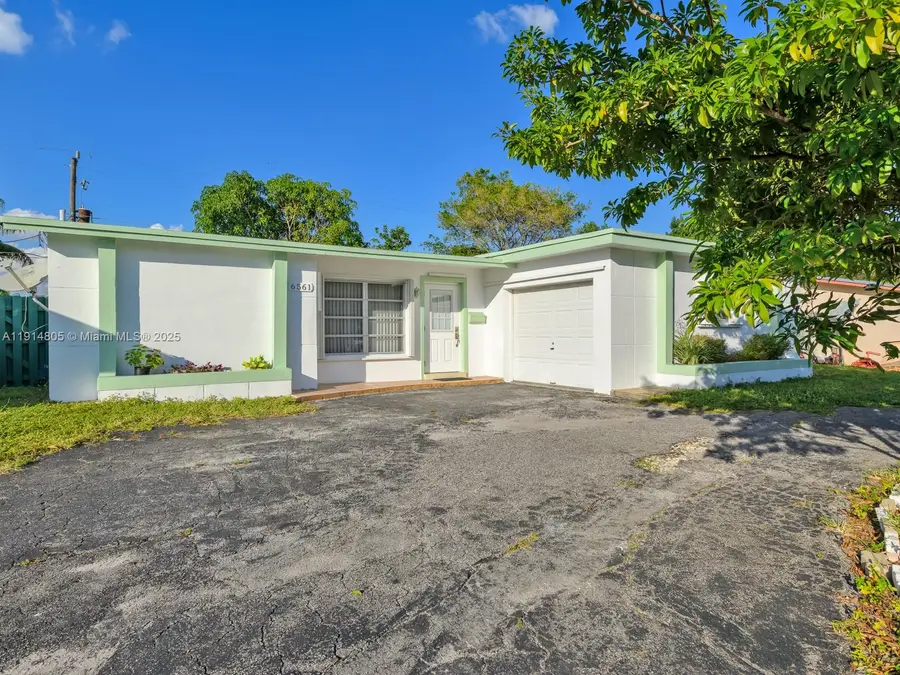 6561 NW 28th St, Sunrise, FL 33313 - Image #3