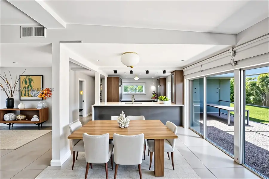 1940 NE 185th Ter, North Miami Beach, FL 33179 - Image #2