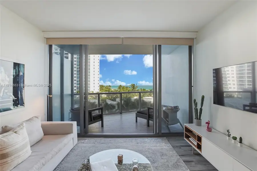 2201 Collins Ave #523, Miami Beach, FL 33139 - Image #2