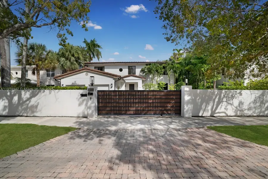 5735 N Bay Rd, Miami Beach, FL 33140 - Image #2