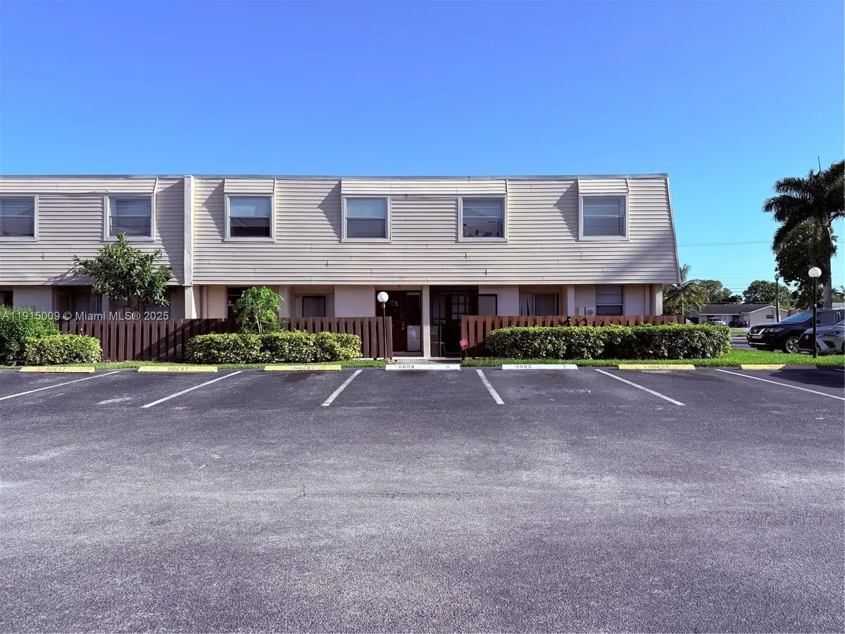 6603 Winfield Blvd #B8, Margate, FL 33063 - Image #1