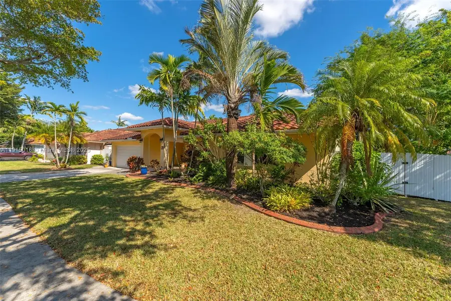 11321 SW 152nd Pl, Miami, FL 33196 - Image #3