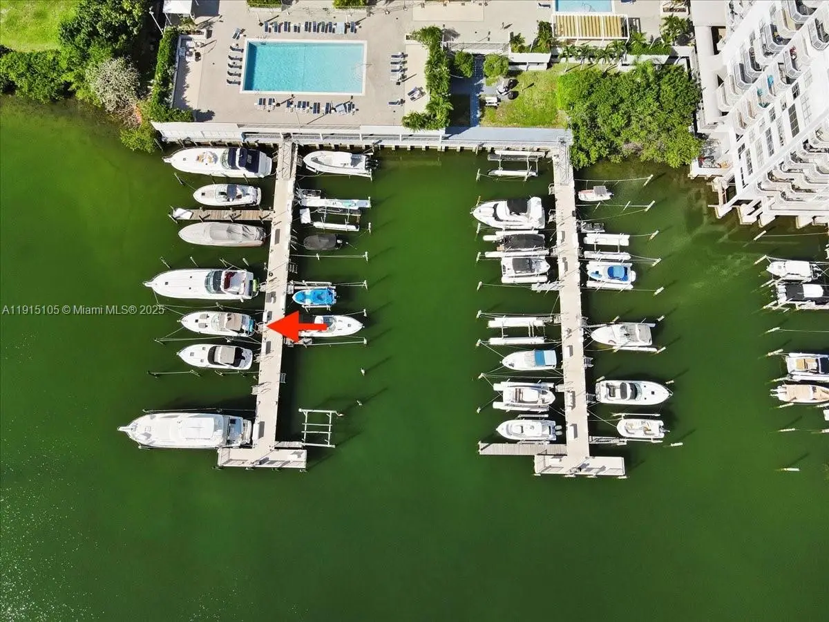 18011 Biscayne Blvd, Aventura, FL 33160 - Image #1