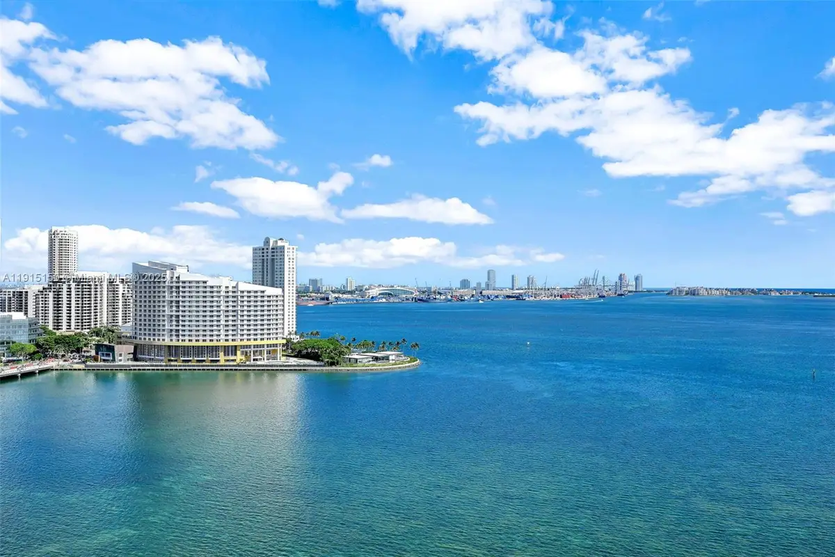 1155 Brickell Bay Dr #2004, Miami, FL 33131 - Image #1