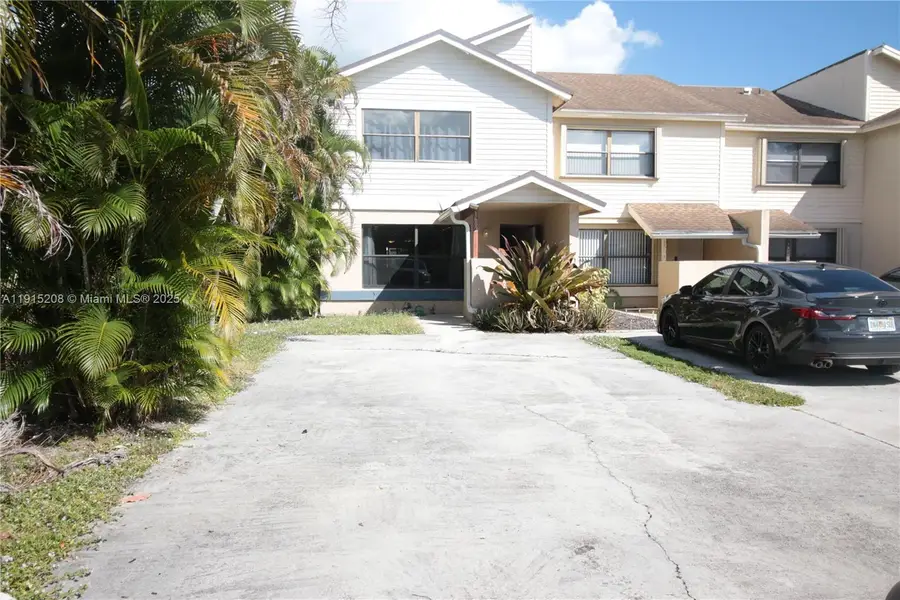 1602 Montauk Dr, Wellington, FL 33414 - Image #2