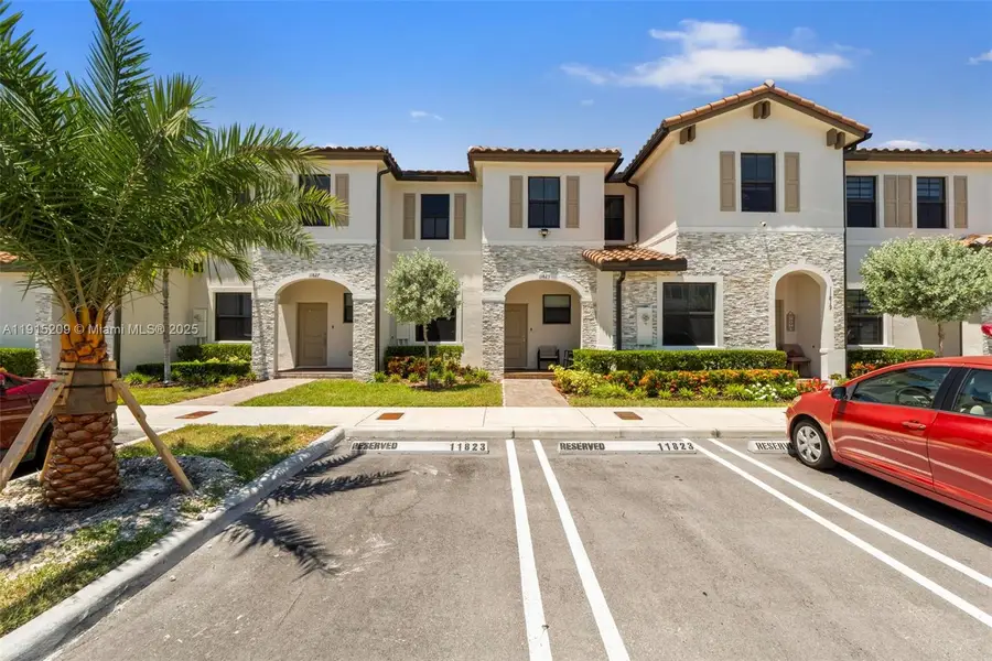 11823 SW 247th Ter, Homestead, FL 33032 - Image #2