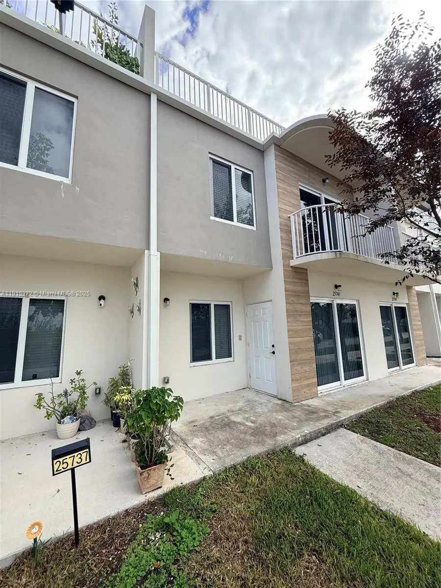 25743 SW 144th Ave, Homestead, FL 33032 - Image #2