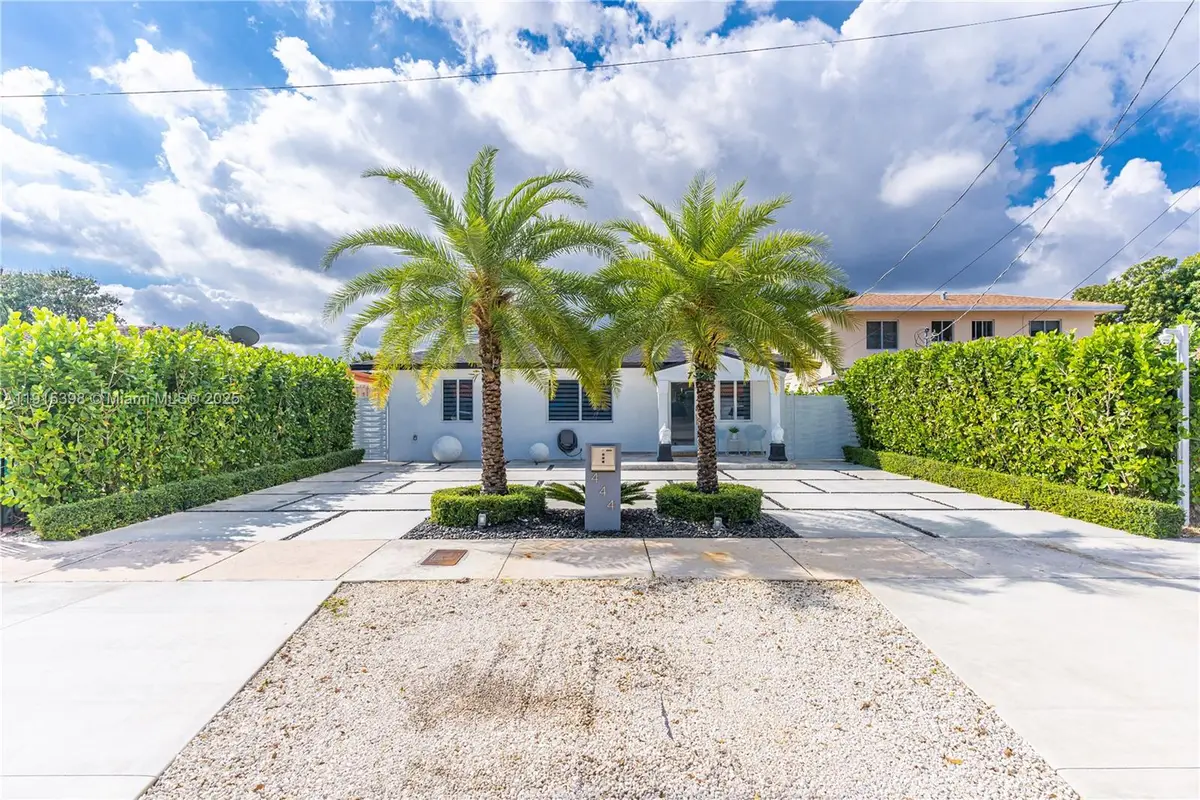 444 SW 64th Ave, Miami, FL 33144 - Image #1