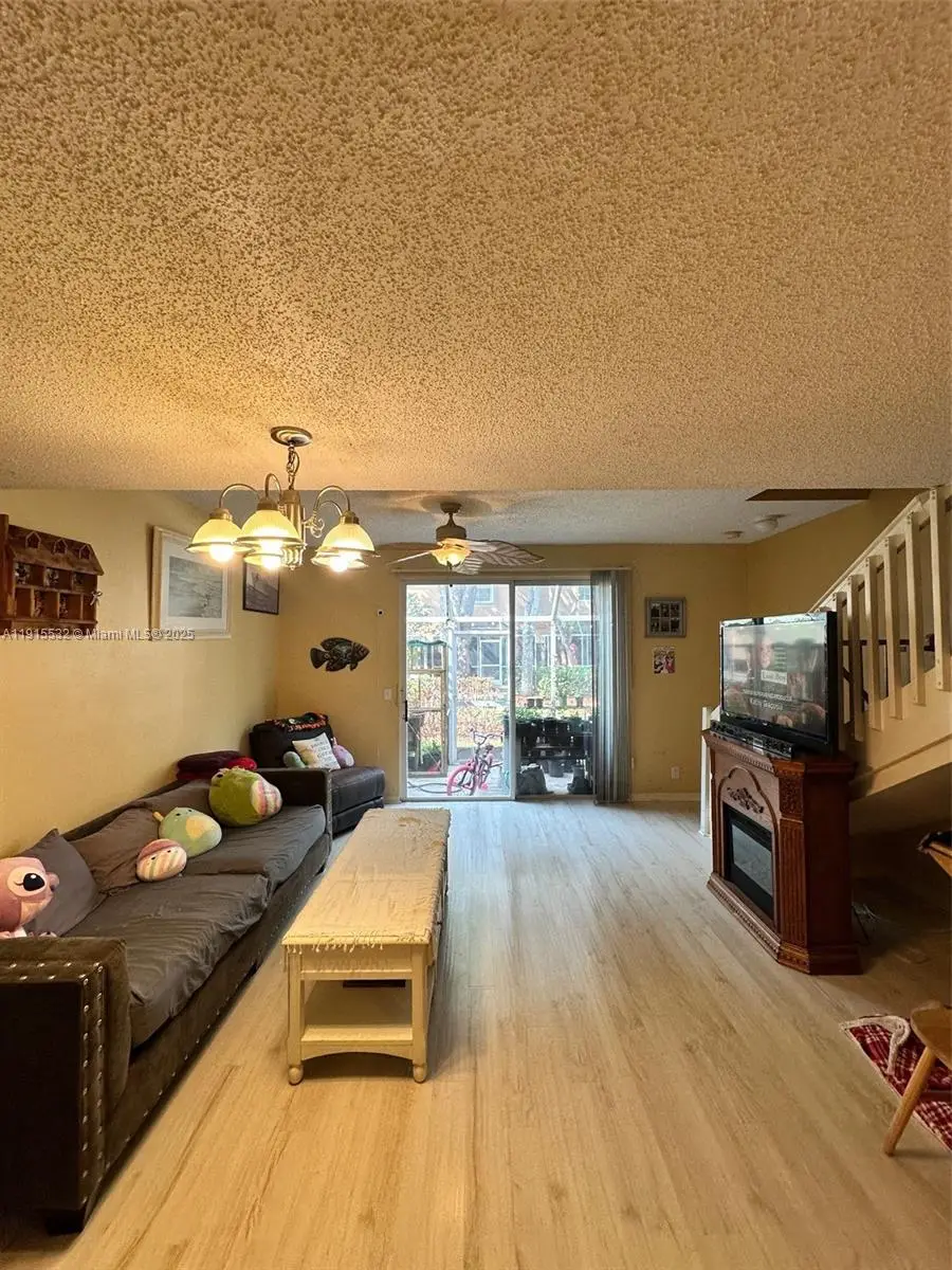 1365 W Veracruz Ln #4-10, Weston, FL 33327 - Image #3