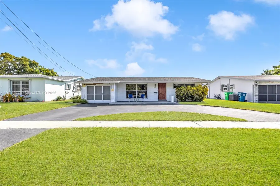 2320 NW 73rd Ave, Sunrise, FL 33313 - Image #2