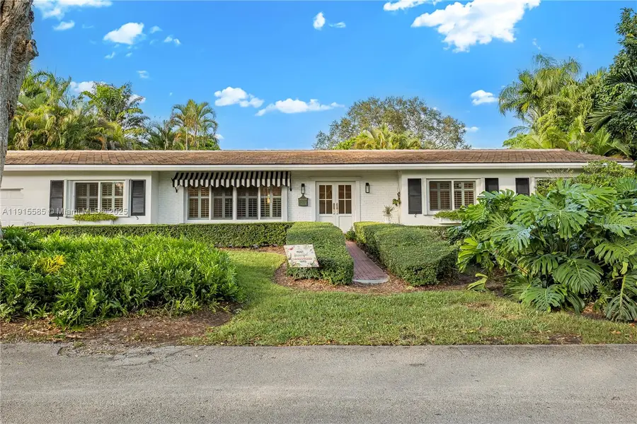 8225 SW 151st St, Palmetto Bay, FL 33158 - Image #2