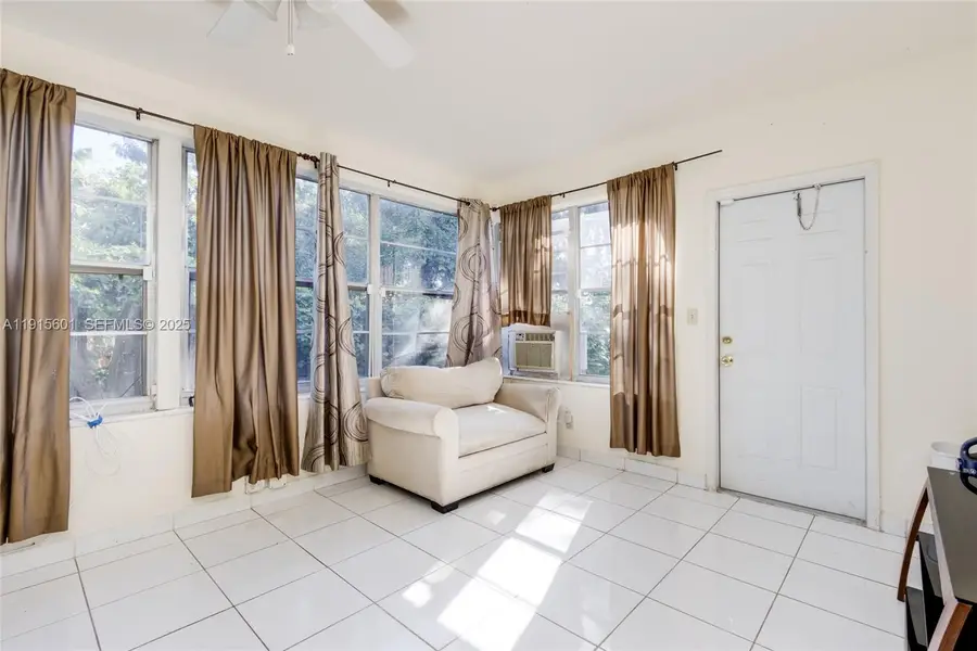 1264 NE 156th St, North Miami Beach, FL 33162 - Image #2