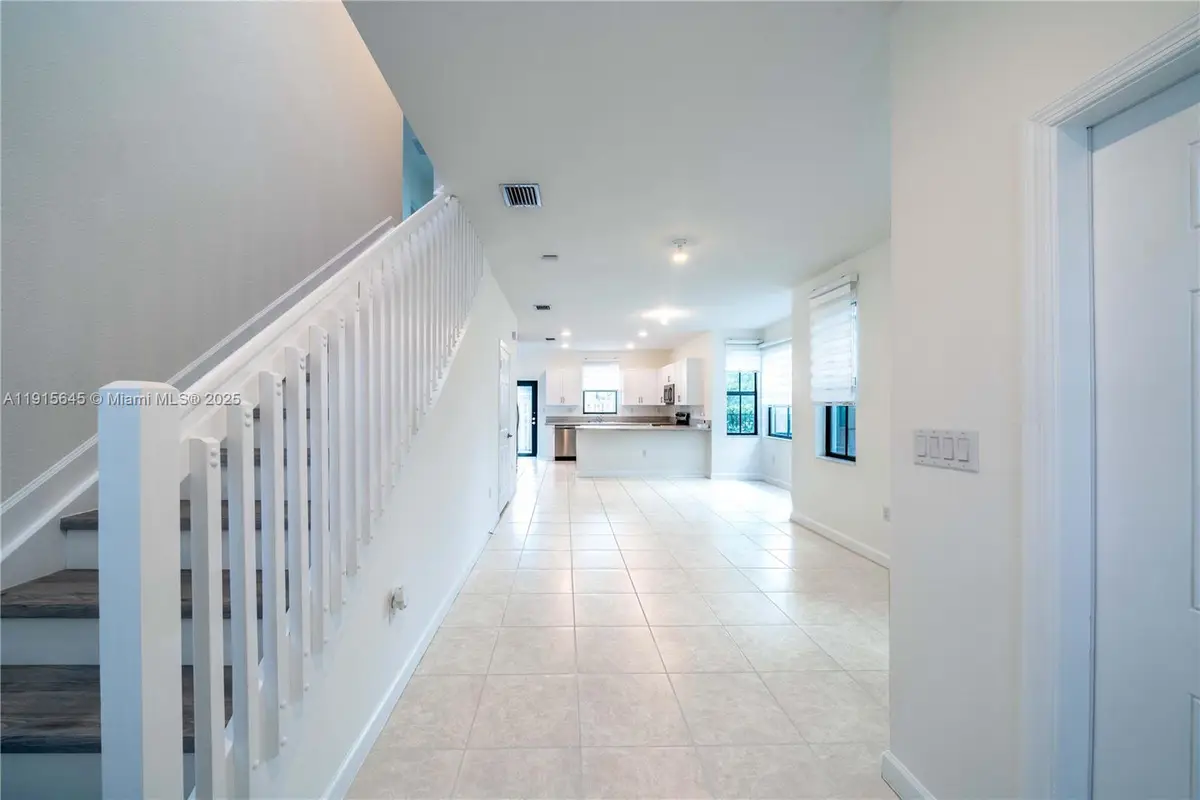 1928 SW 5th Blvd, Fort Lauderdale, FL 33312 - Image #1
