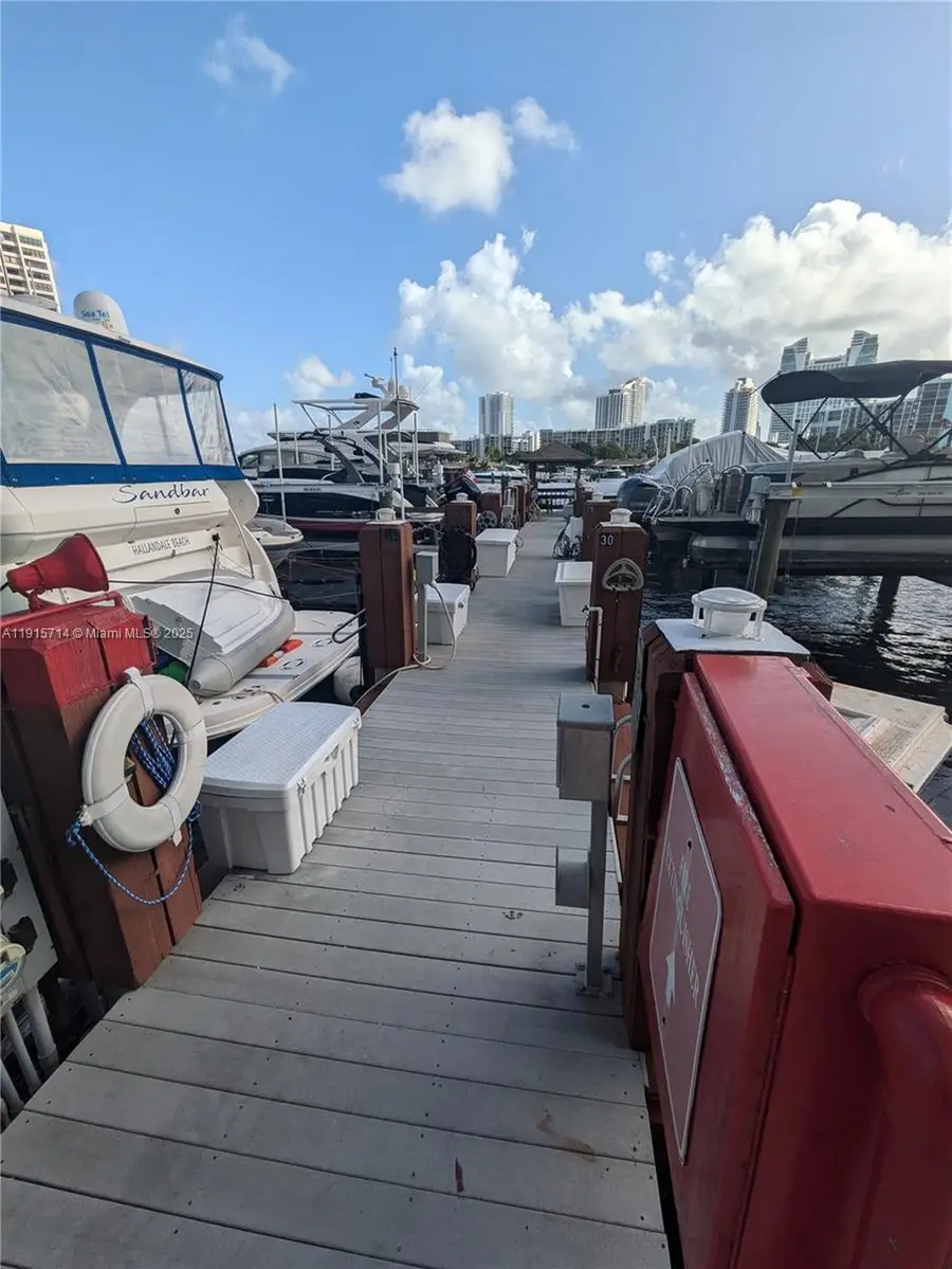 300 Three Islands Blvd #414, Hallandale Beach, FL 33009 - Image #3