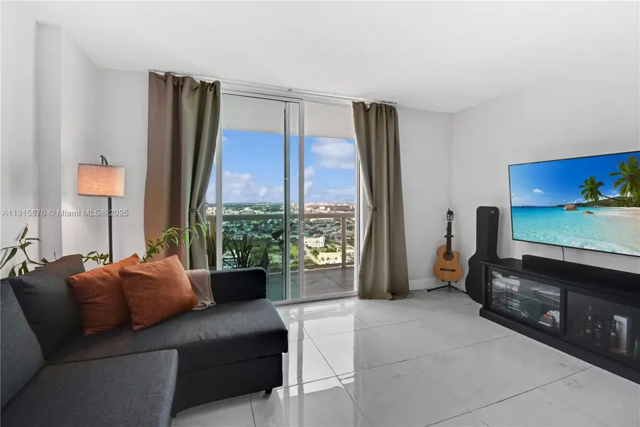 1800 N Bayshore Dr #4106, Miami, FL 33132 - Image #2