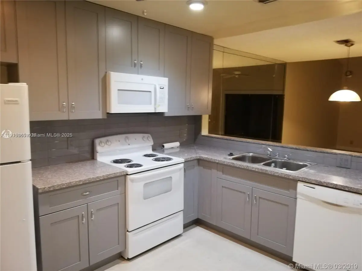 6985 NW 29th Ln, Fort Lauderdale, FL 33309 - Image #1