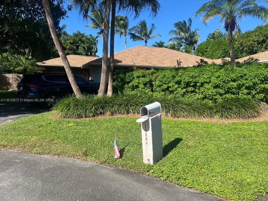 15804 SW 82nd Ct, Palmetto Bay, FL 33157 - Image #3