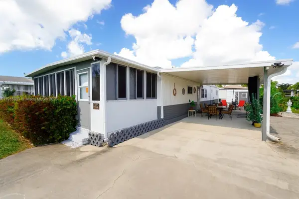 1002 Sunrise Blvd, Naples, FL 34110