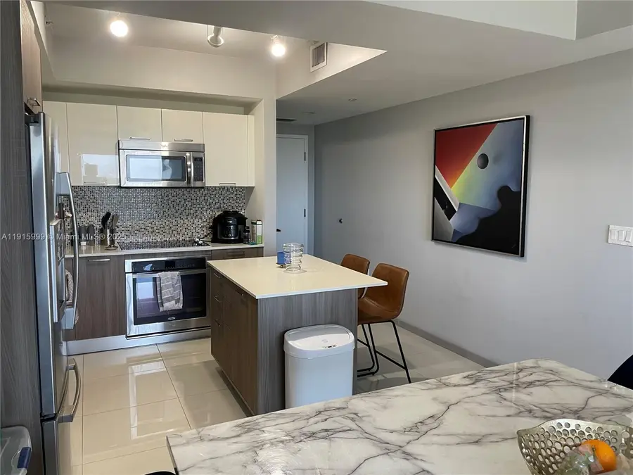 5300 Paseo Blvd #812, Doral, FL 33166 - Image #3