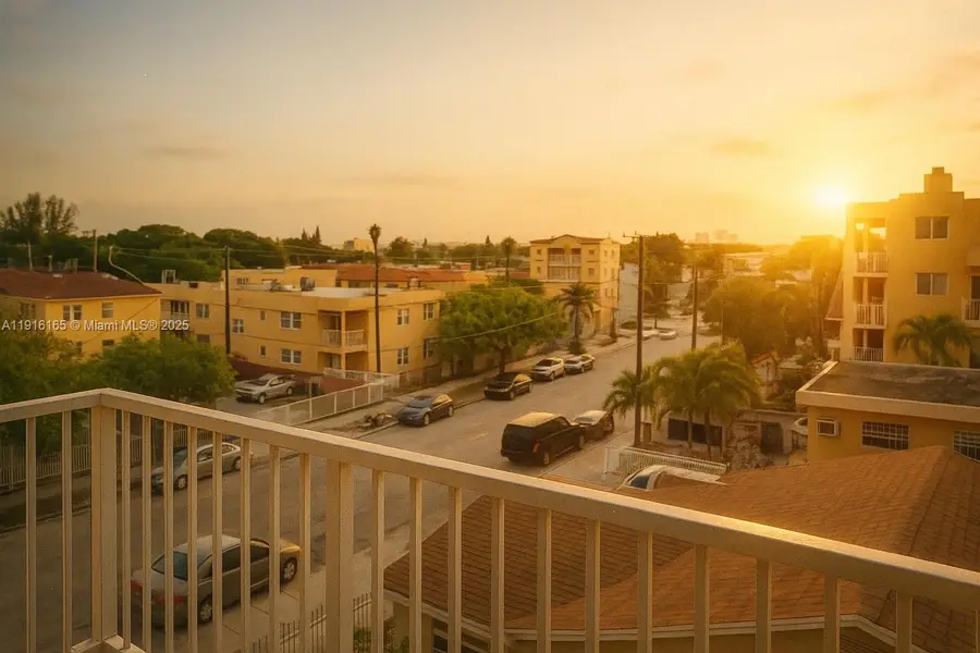 134 SW 7th Ave #402, Miami, FL 33130 - Image #2