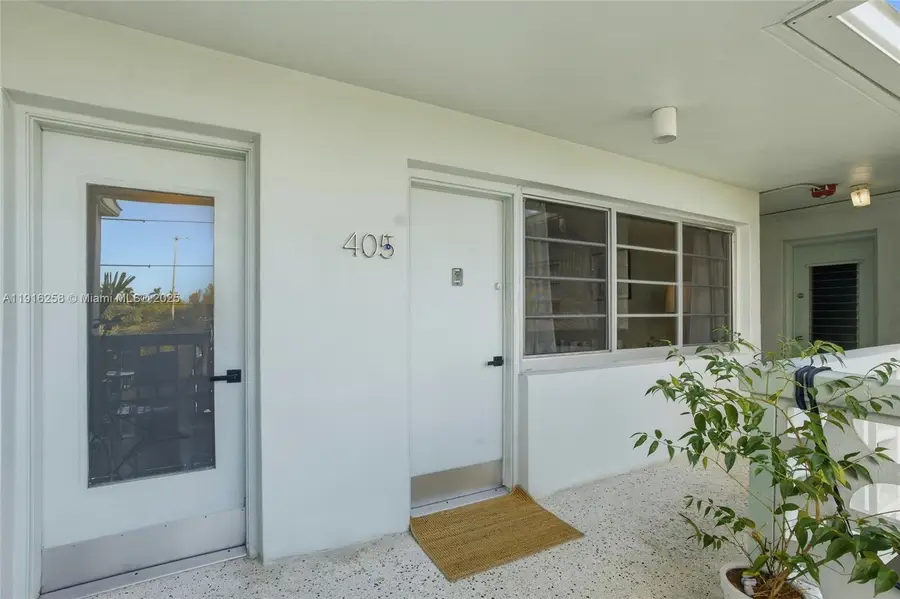 1100 11th St #405, Miami Beach, FL 33139 - Image #2