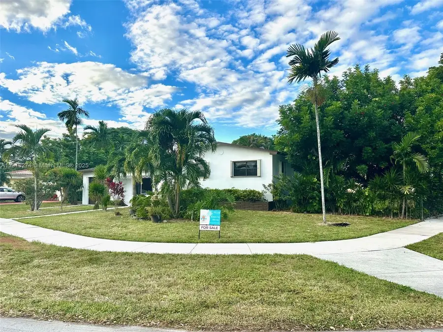 761 NW 197th Ter, Miami Gardens, FL 33169 - Image #2