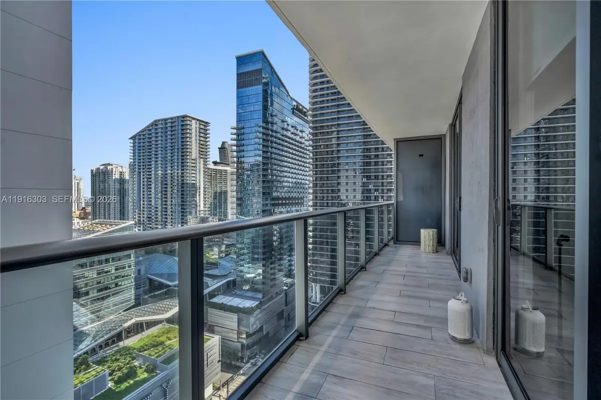 55 SW 9th St #2610, Miami, FL 33130 - Image #1