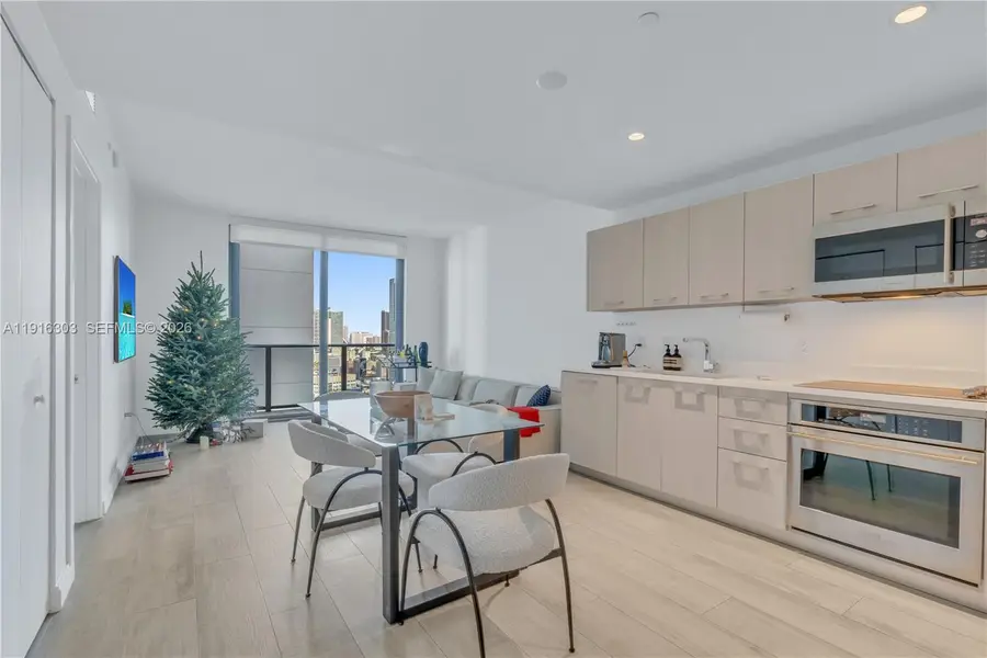 55 SW 9th St #2610, Miami, FL 33130 - Image #3