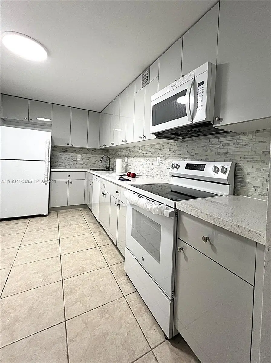 1849 S Ocean Dr #1509, Hallandale Beach, FL 33009 - Image #1