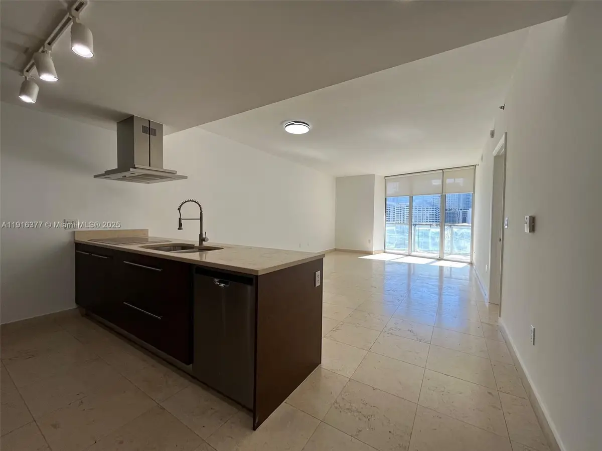 495 Brickell Ave #1207, Miami, FL 33131 - Image #1