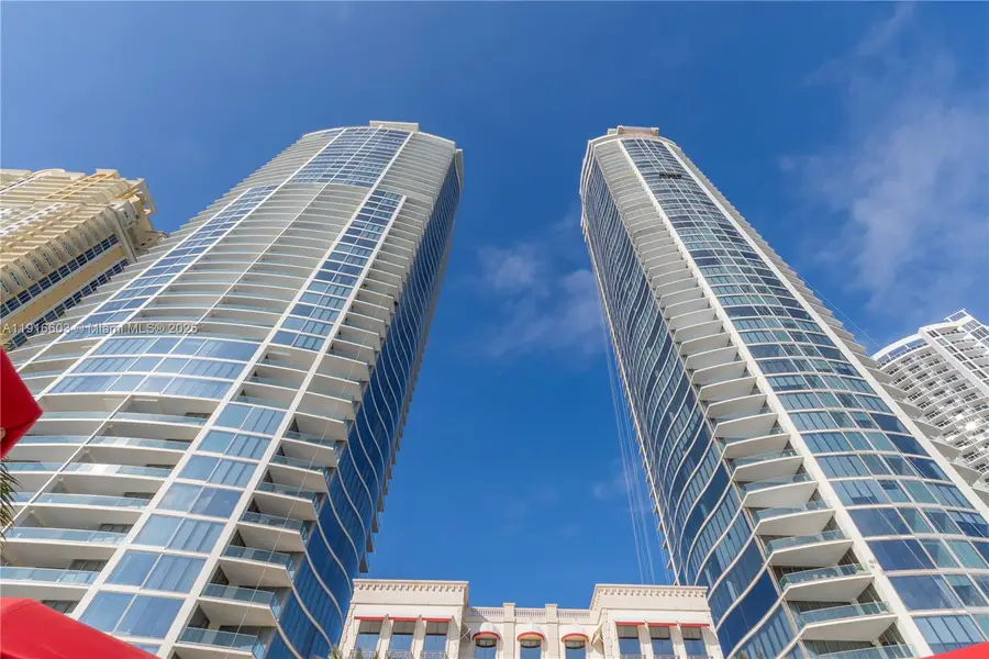 17975 Collins Avenue #2402, Sunny Isles Beach, FL 33160 - Image #2