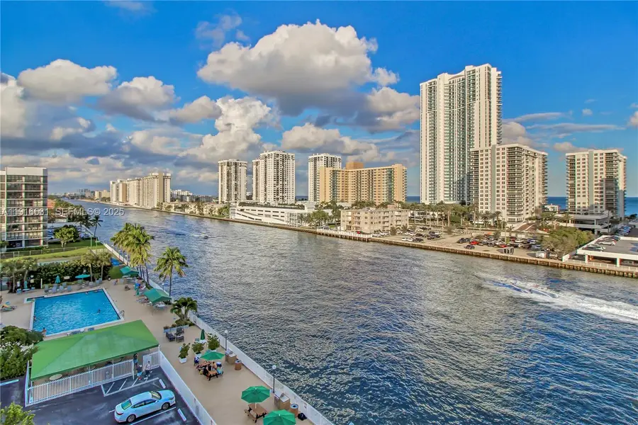 800 Parkview Dr #821, Hallandale Beach, FL 33009 - Image #3