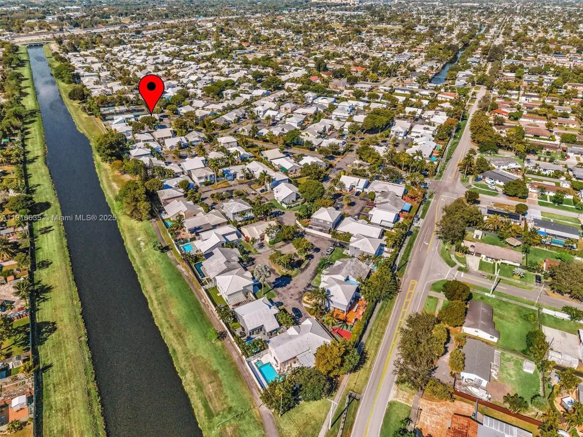 6402 SW 113th Ave, Miami, FL 33173 - Image #1