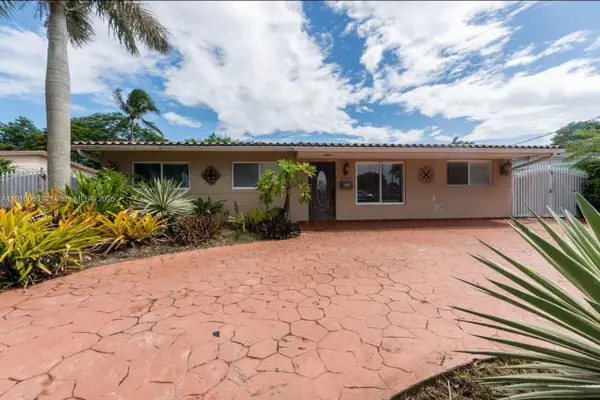 10260 SW 48th St, Miami, FL 33165