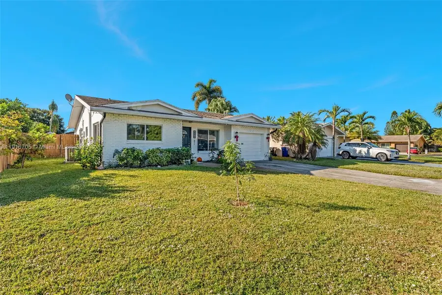 3166 NW 68th Ct, Fort Lauderdale, FL 33309 - Image #3