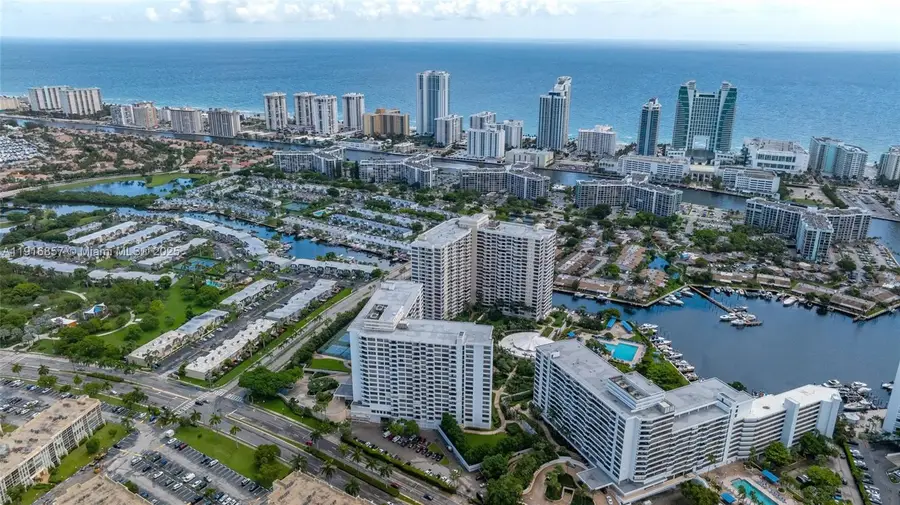 2500 Parkview Dr #517, Hallandale Beach, FL 33009 - Image #2
