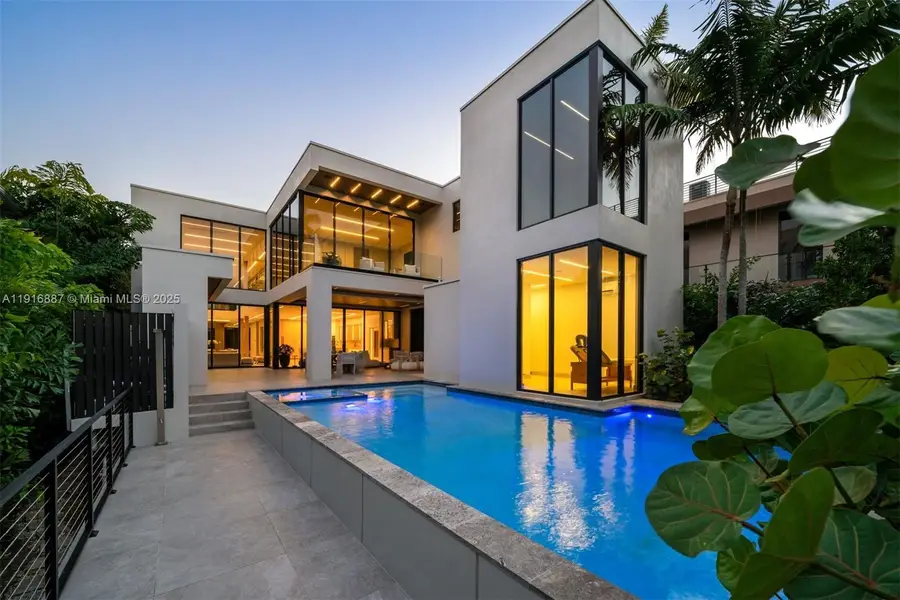 725 NE 77th St, Miami, FL 33138 - Image #2