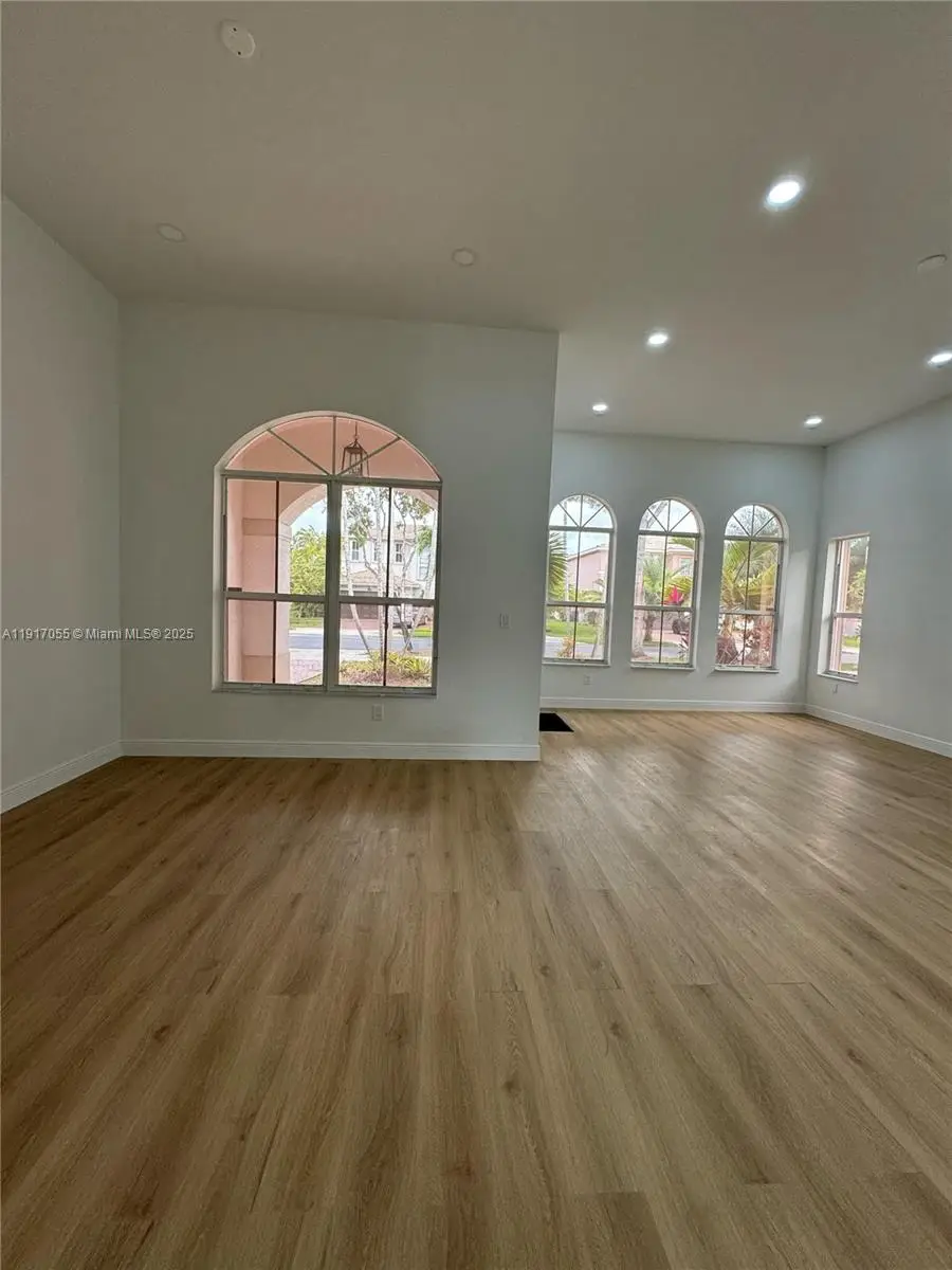 13166 SW 21st St, Miramar, FL 33027 - Image #2