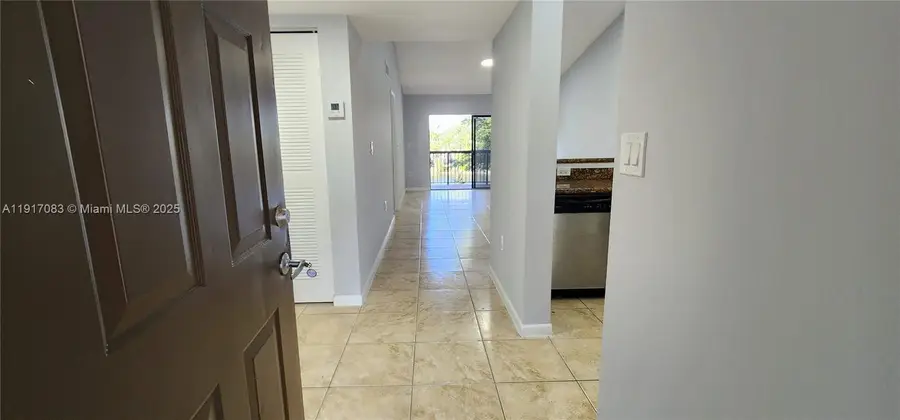 9975 Nob Hill Ln #9975, Sunrise, FL 33351 - Image #3