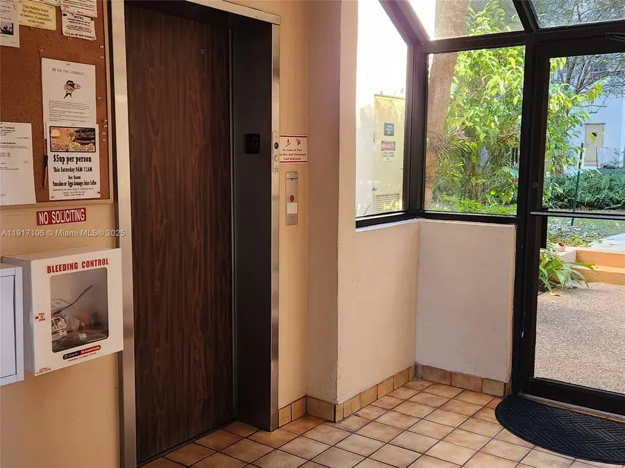 6731 Cypress Rd #411, Plantation, FL 33317 - Image #3