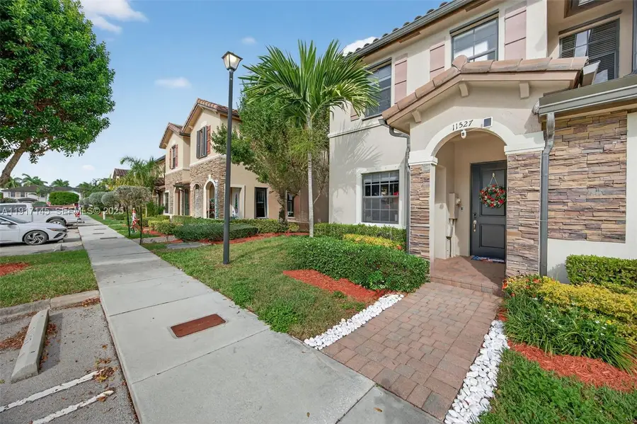 11527 SW 248th Ln, Homestead, FL 33032 - Image #3