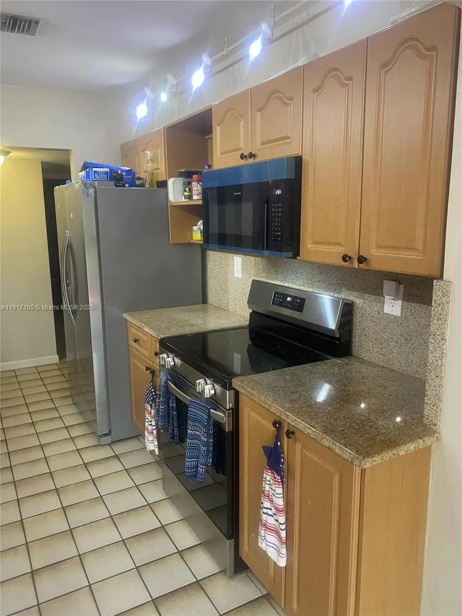 4802 Bayberry Ln, Tamarac, FL 33319 - Image #3