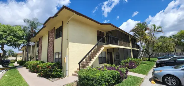 10029 Winding Lake Rd #201, Sunrise, FL 33351