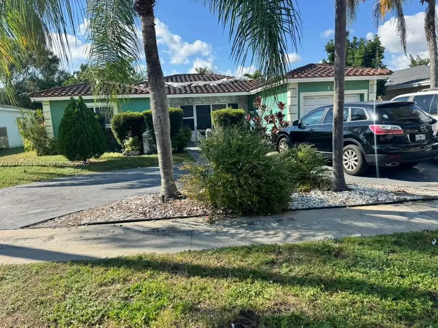 820 SW 49th Ter, Margate, FL 33068 - Image #2