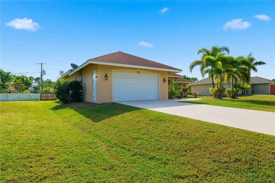 432 SW Parish Ter, Port Saint Lucie, FL 34984 - Image #3