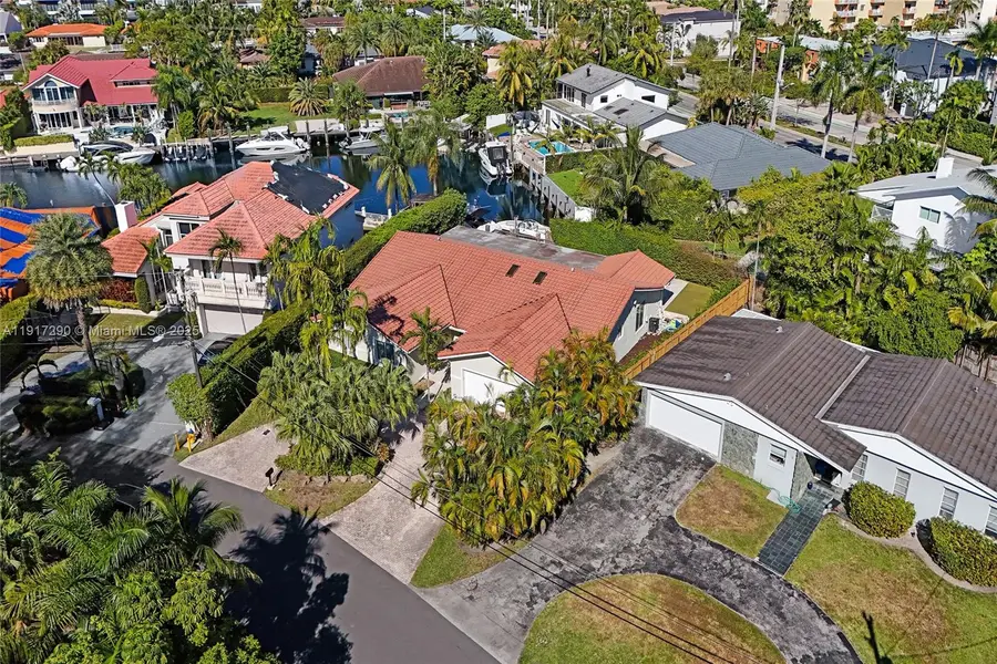 3443 NE 166th St, North Miami Beach, FL 33160 - Image #2