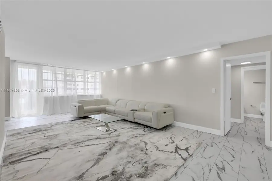 251 174th St #1414, Sunny Isles Beach, FL 33160 - Image #3